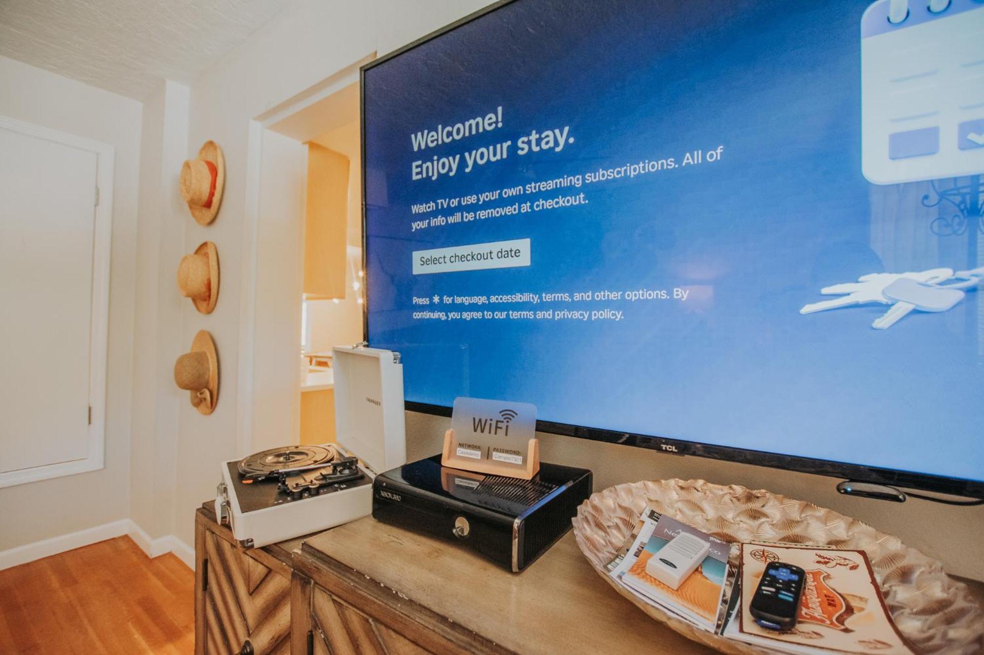 Cowboy Den-Hot Tub-Game Room-Pet Friendly-No Pet Fees! แอลบูเคอร์คี ภายนอก รูปภาพ