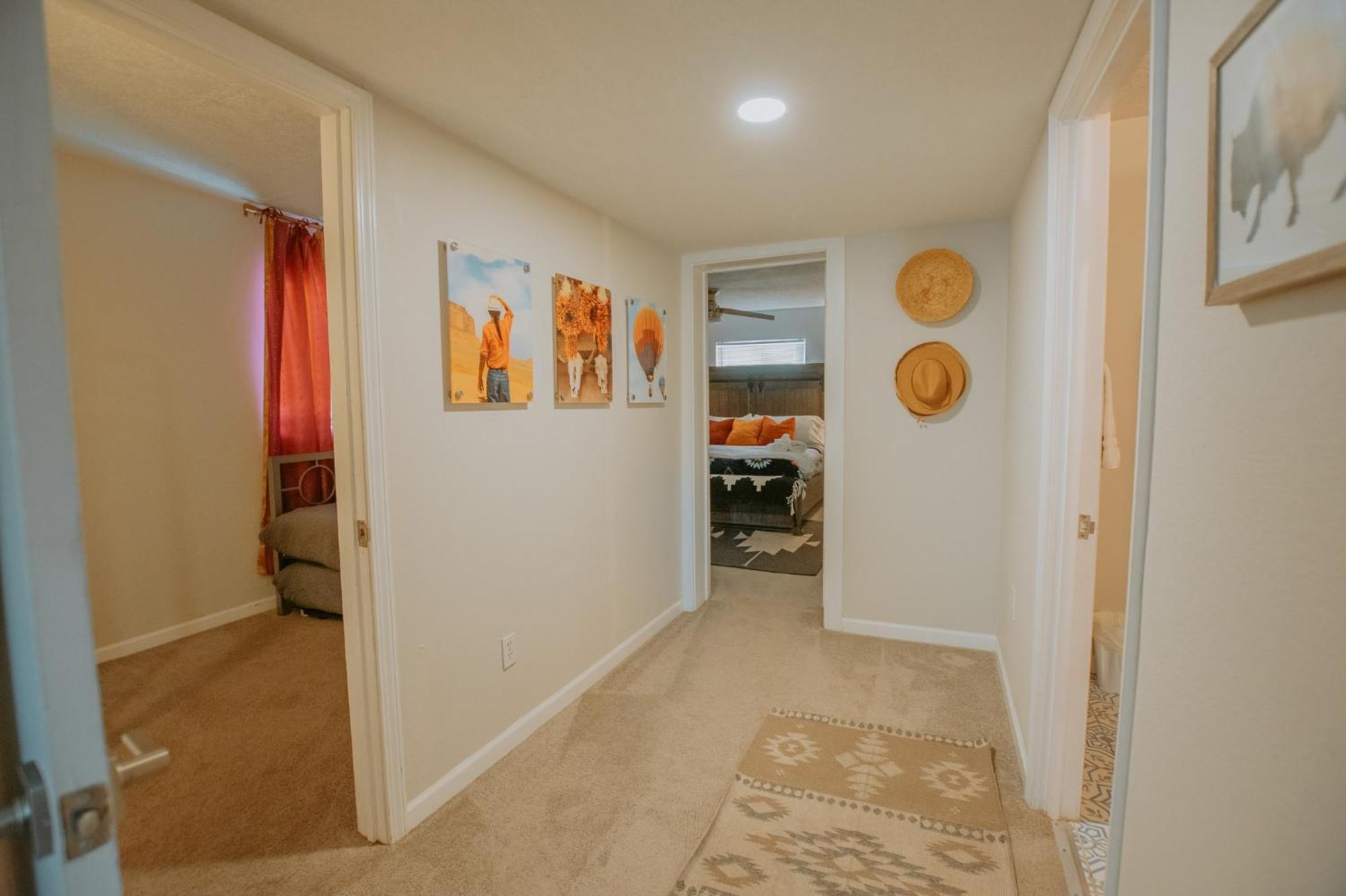 Cowboy Den-Hot Tub-Game Room-Pet Friendly-No Pet Fees! แอลบูเคอร์คี ภายนอก รูปภาพ